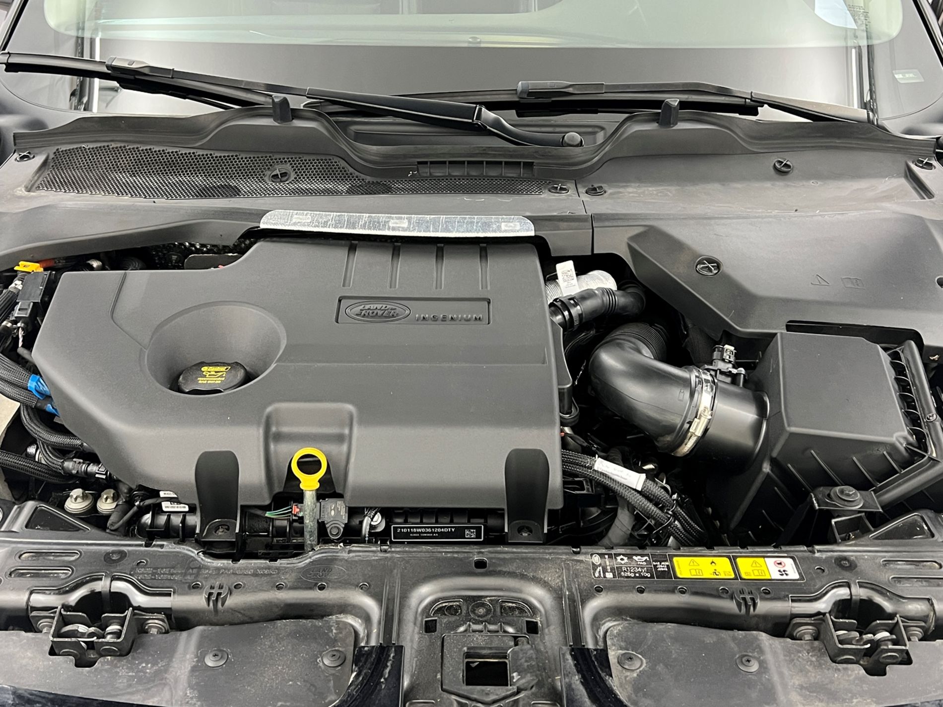 Evoque 2.0d i4 mhev awd 163cv auto - Autosani